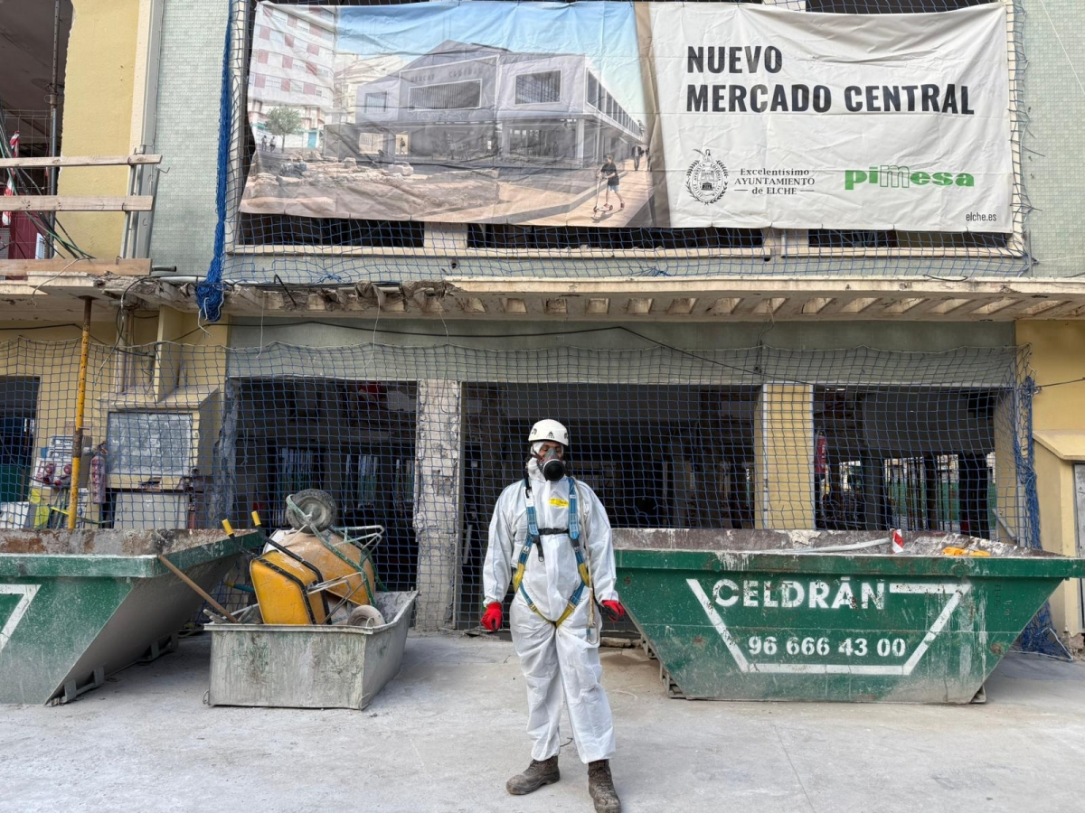 Trabajador especializado para la retirada -