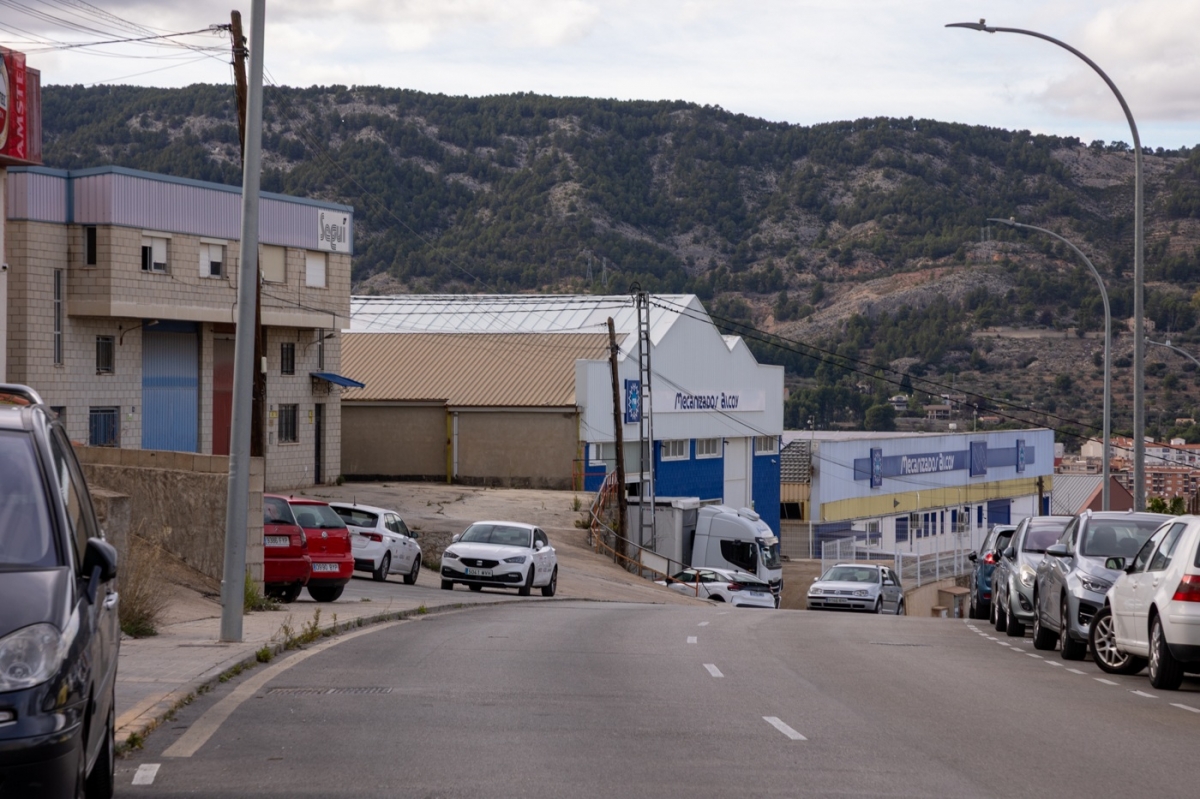 La industria de Alcoy mejora sus cifras: 313 fábricas, el 38% de los contratos y un 3% menos de paro