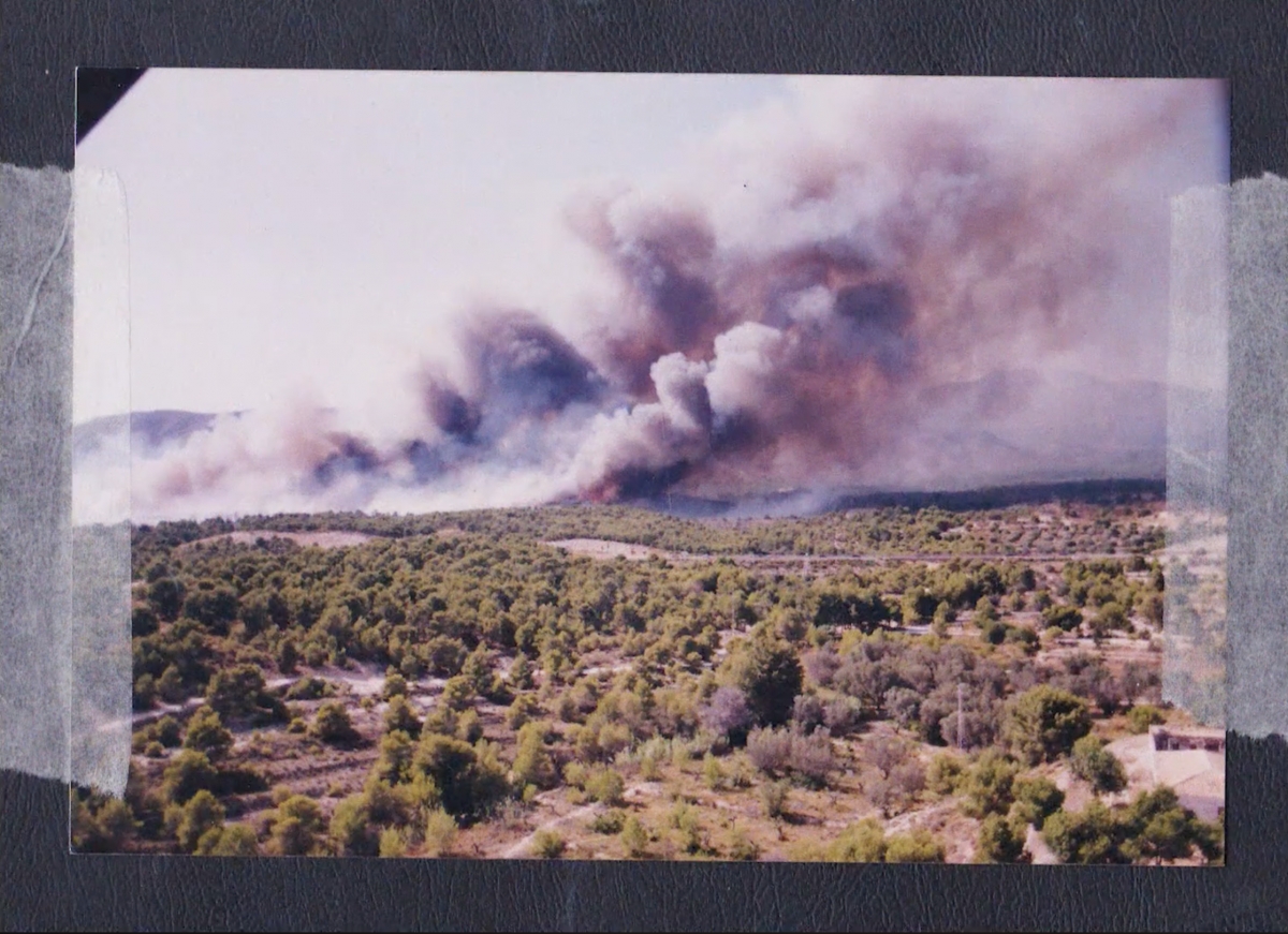 Koba Gómez busca el sentido de Benidorm en las cenizas sobre las que se levantó Terra Mítica
