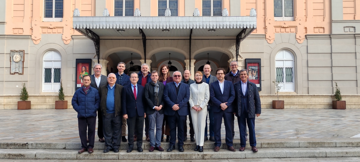 Juan Antonio López Abadía sustituye a José García como presidente de Agrupal