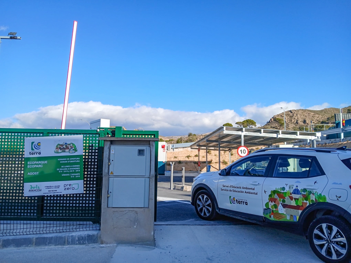 Subvenciones en l'Alacantí para gestión de residuos: maquinaria nueva y red de ecoparques