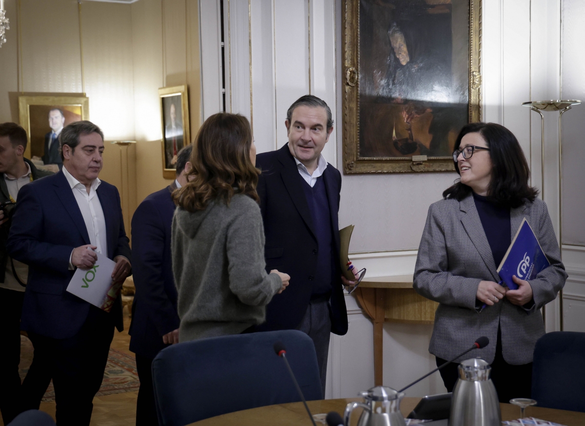 PP y Vox preparan el terreno para que las víctimas de la Dana comparezcan en la próxima comisión de Les Corts