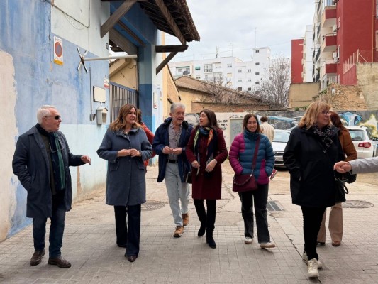 El barrio de Sant Antoni tendrá equipamiento público, zona verde y vivienda dotacional en las naves de Guatla