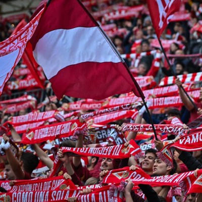 El Real Murcia llega a 12.508 abonados y logra su tope en Primera RFEF 