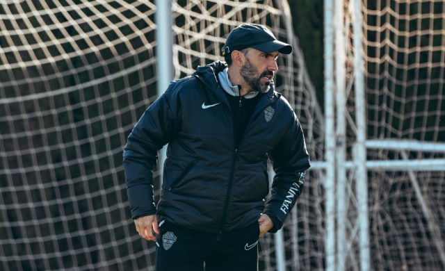 El Elche CF prepara la visita al Levante UD con las bajas de Álvaro Núñez, Bigas, John y Fort