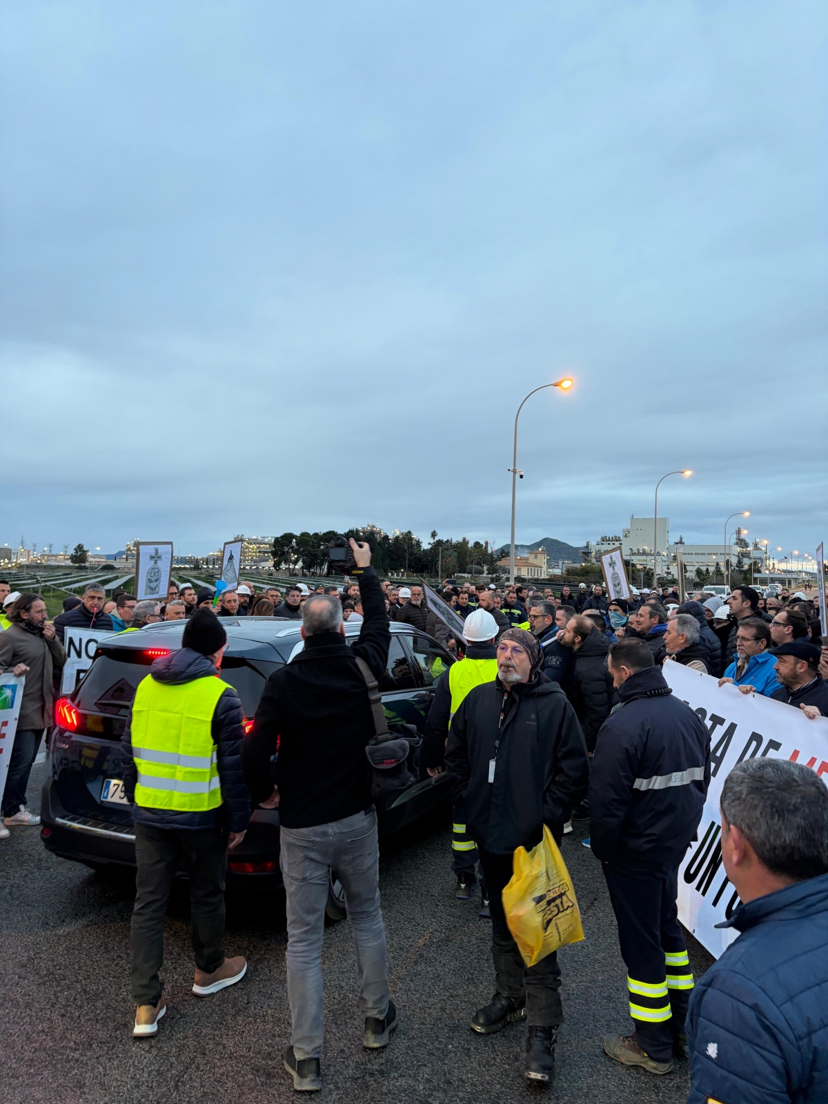 Pitada en Sabic ante el vicepresidente europeo mientras 370 empleos penden del cierre de la planta Lexan 1
