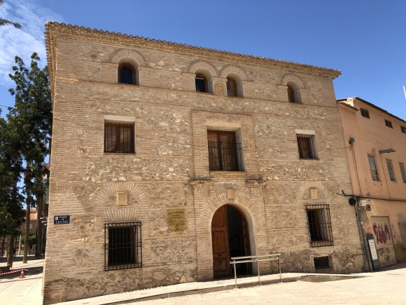 Alcantarilla rehabilitará la histórica Casa Cayitas y construirá un edificio anexo para uso cultural y administrativo