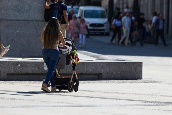 Los nacimientos aumentaron en 2025 en la Comunitat Valenciana un 0,85 %, por debajo de la media