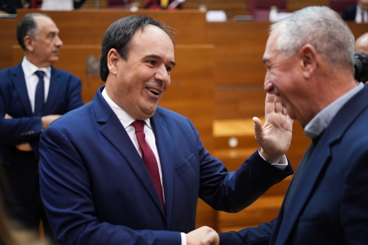 Compromís 'se borra' de la reunión con Llorca, mientras el PSPV insiste en la cita con Morant