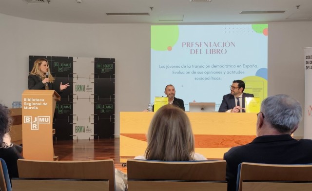 Un estudio analiza en Murcia la implicación de los jóvenes en la Transición y su implicación en el cambio democrático