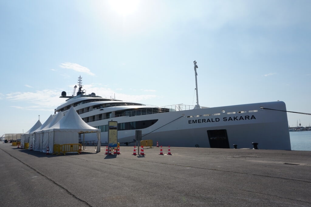 PortCastelló pega otro estirón con los cruceros: una empresa de México muestra interés en gestionar una terminal en la dársena norte