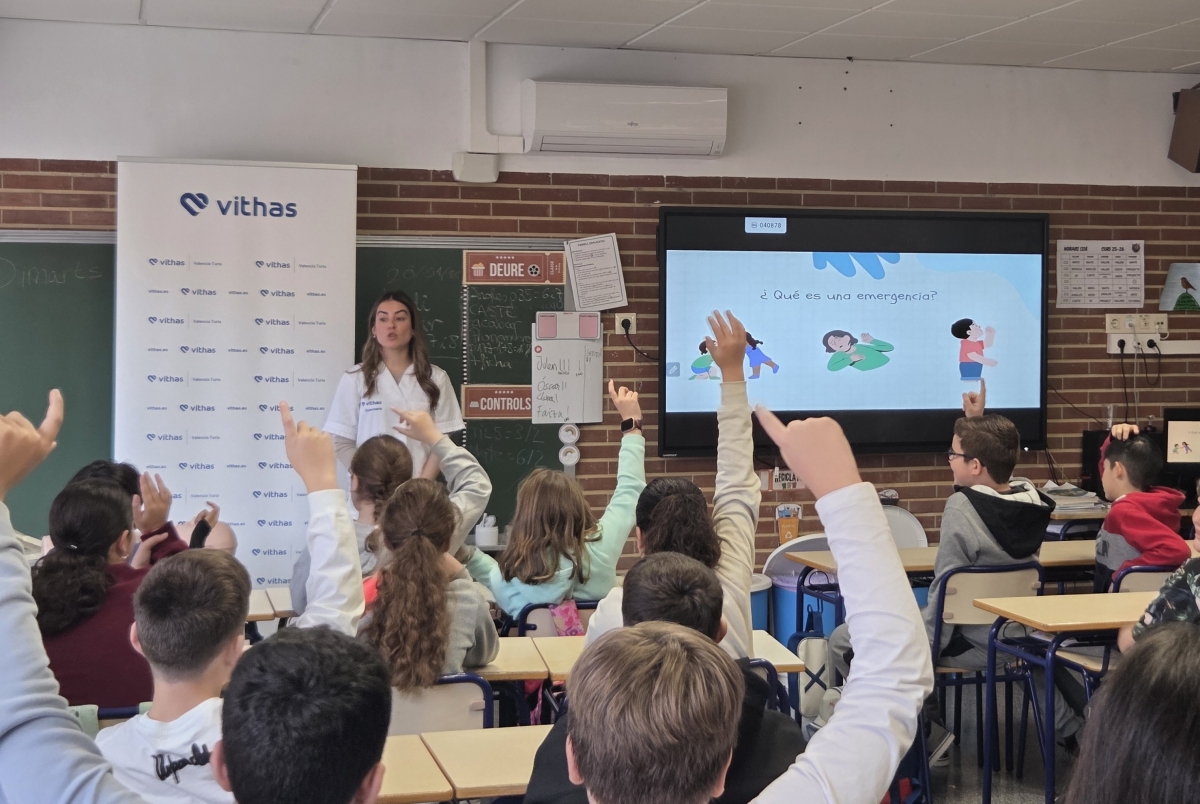 Vithas Valencia Turia acerca la reanimación cardiopulmonar a los alumnos y docentes del CEIP Sant Jaume Apòstol de Alfarb