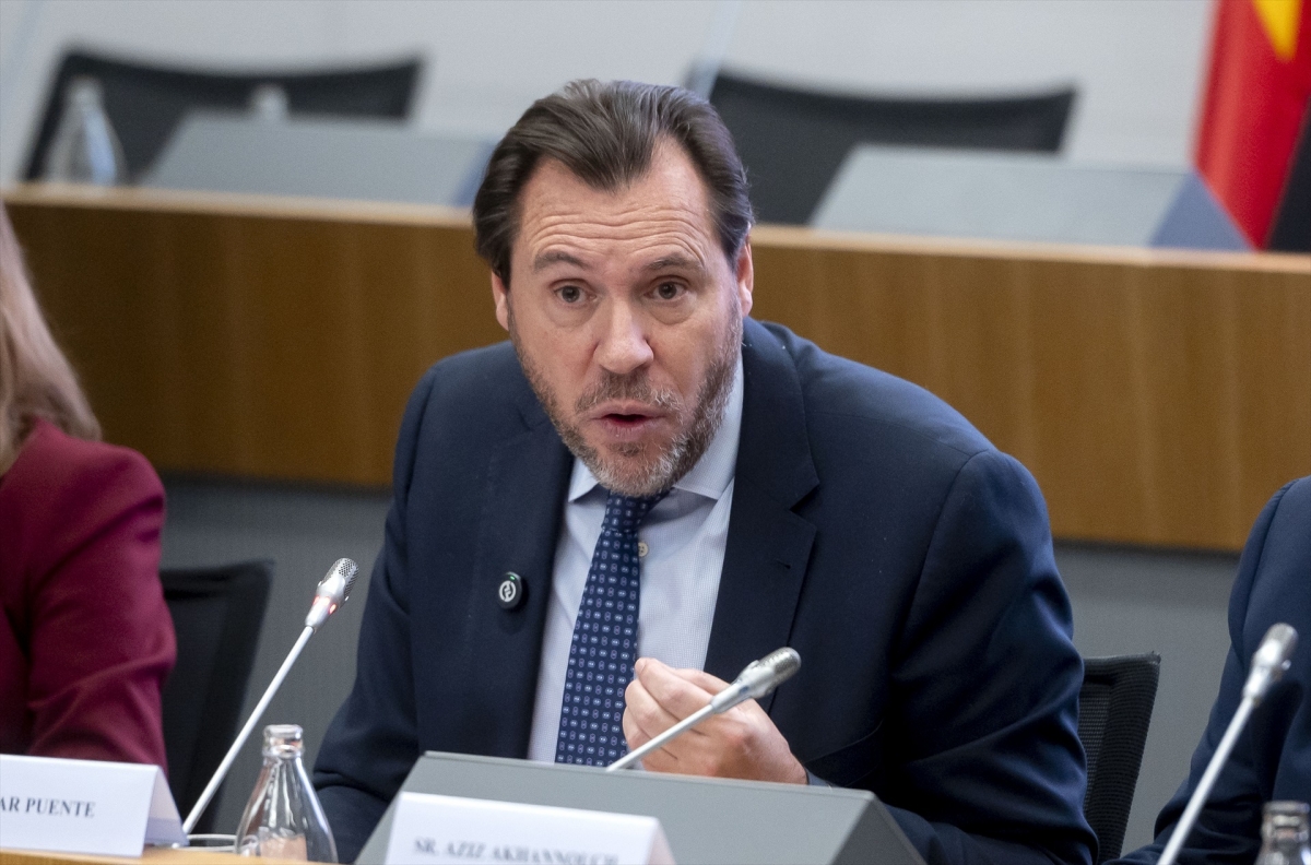 El Gobierno constata que Renfe avisó a emergencias sobre los heridos en el Alvia 18 minutos tras el accidente