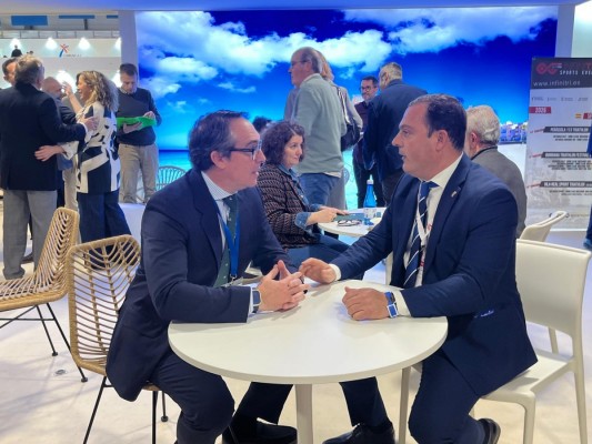 Castellón cierra en Fitur otras cuatro escalas de cruceros: recibirá 24 en 2026 y 2027