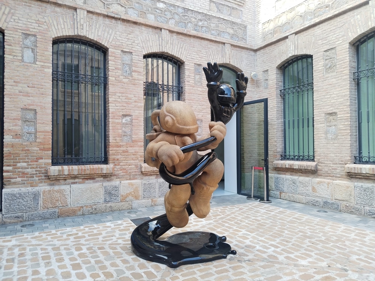 Esculturas de Ganga viajan desde su taller en La Alberca a casa de famosos como Georgina, Vinícius o Mbappé