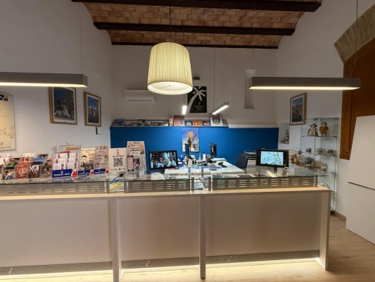 Algemesí recupera la Oficina de Turismo arrasada por la Dana