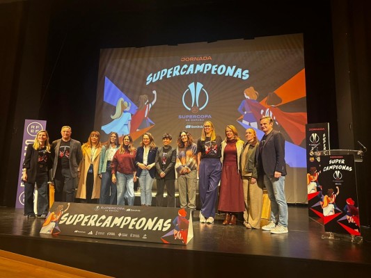 Castelló y la RFEF celebran 'Supercampeonas', una charla sobre el papel de las mujeres en el deporte