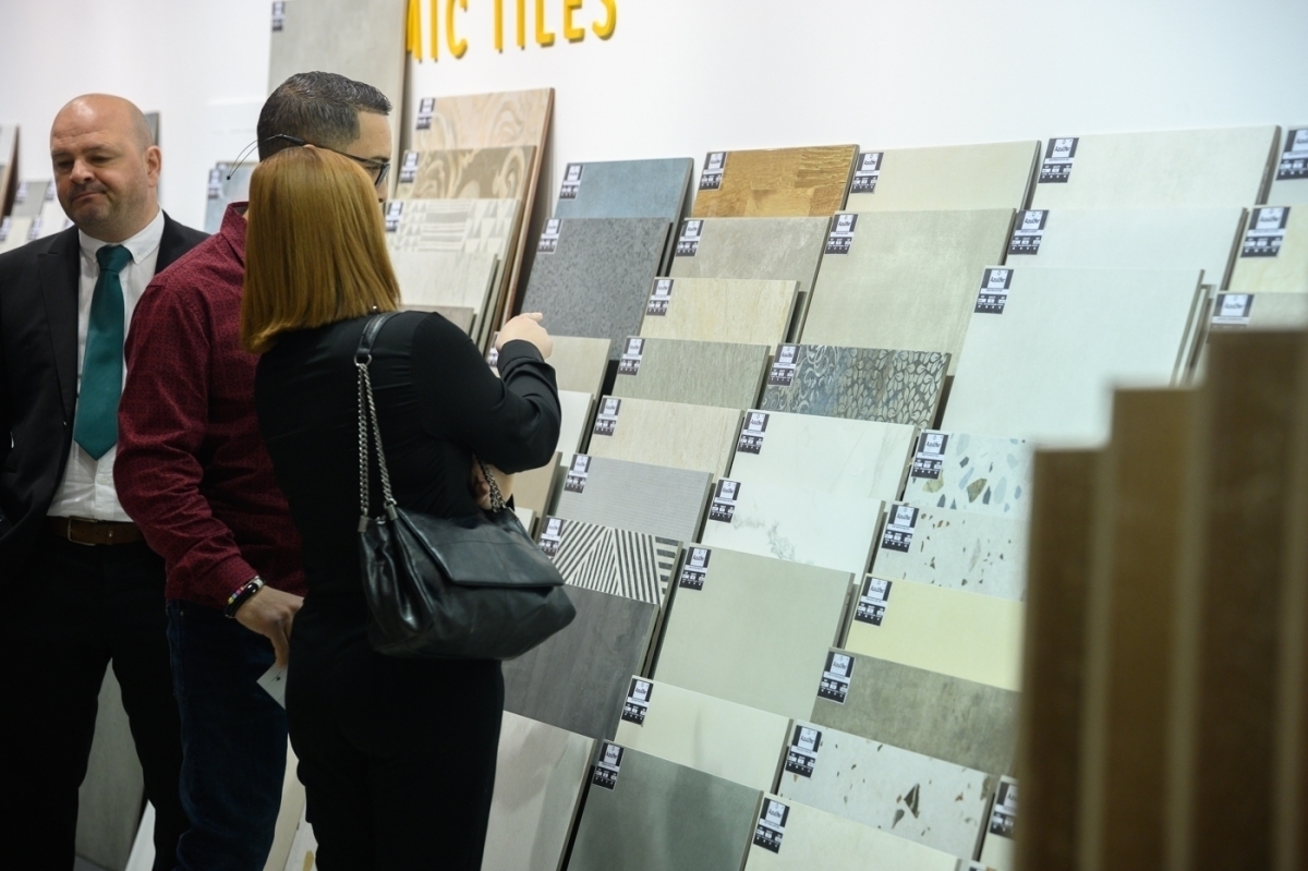 La presión del azulejo de la India: duplica sus envíos en cinco años a Europa con prácticas de precios agresivas