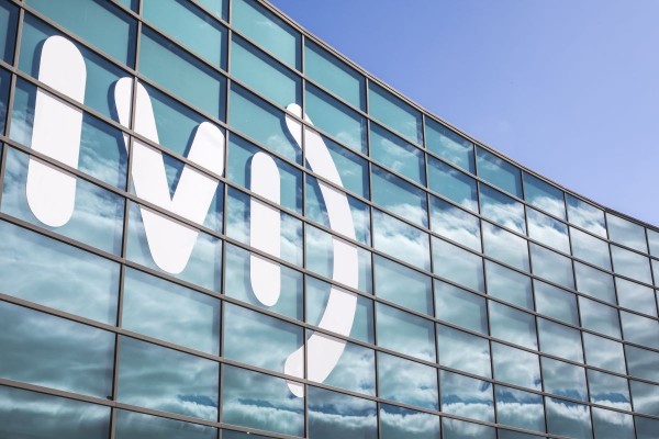IVI, única clínica de fertilidad y reproducción asistida entre las 100 empresas con mejor reputación, según Forbes