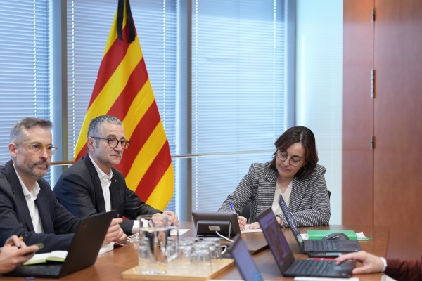 La Generalitat de Cataluña pide a Renfe y Adif suspender el servicio de Rodalies por falta de 