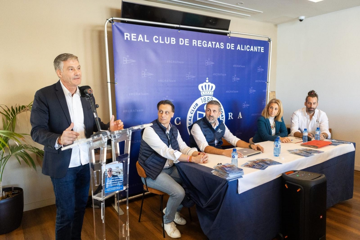 Javier López opta a presidir el club de regatas de Alicante con transparencia y búsqueda de consenso