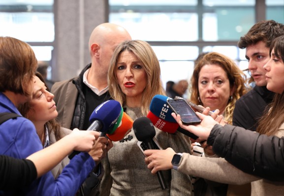 Trabajo se reúne este lunes con los agentes sociales para la subida del SMI de 2026