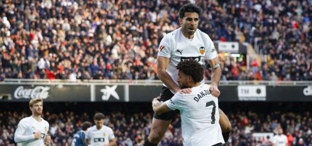 El Valencia gana dos partidos seguidos en Liga ocho meses después