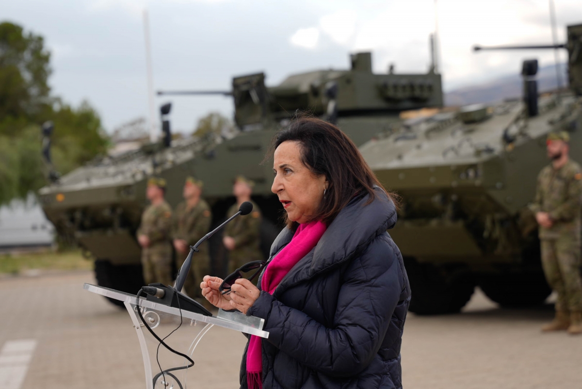 Robles aborda este lunes en el Congreso un eventual despliegue de tropas españolas en Ucrania y Groenlandia