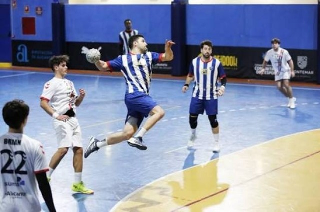 Handbol Sant Joan, un liderato con voz propia