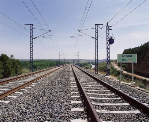 El Gobierno autoriza la renovación de 400 kilómetros de ferrocarril por 16,8 millones