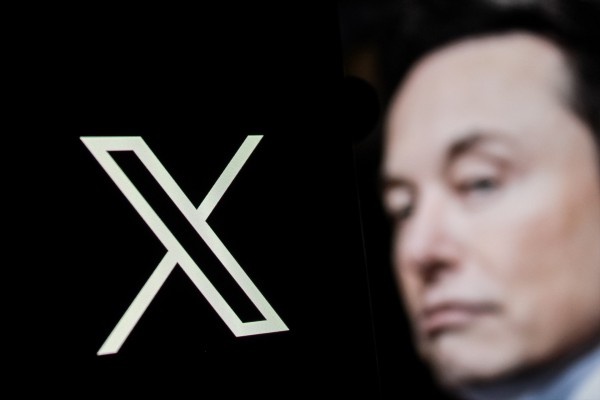 Bruselas abre expediente sancionador a X por las imágenes sexuales deepfake y otros contenidos de Grok