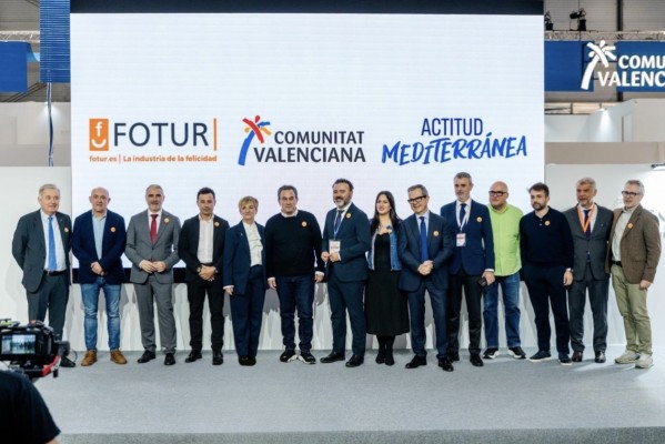 Fotur presenta en la plaza de la Comunitat de Fitur la oferta de ocio y festivales de autonomía