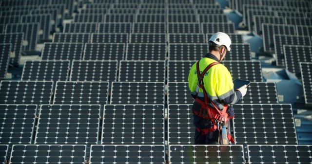 El Consell apuesta por el bombeo y el almacenamiento para la autosuficiencia energética