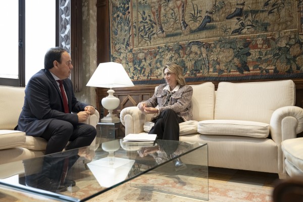 Agua, sanidad, infraestructuras y campo: Barrachina y Pérez Llorca tratan las necesidades de Castellón
