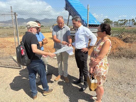 El Ayuntamiento liberará espacio en el Aeroclub para ampliar un nuevo parking frente a la playa del Gurugú
