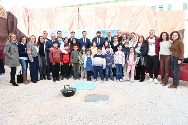 El colegio Antonio Molina de Blanca recibe una inversión de tres millones: tendrá un nuevo pabellón de Infantil, comedor y gimnasio