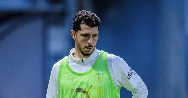 Unai Núñez y Guido Rodríguez completan su primer entrenamiento con el Valencia