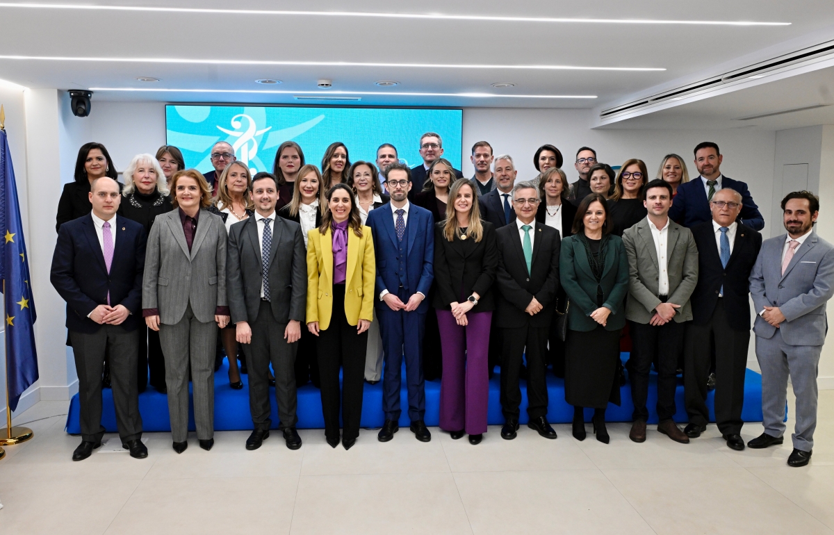 Paula Payá y la Junta de Gobierno toman posesión en el Colegio de Farmacéuticos de la Región de Murcia 