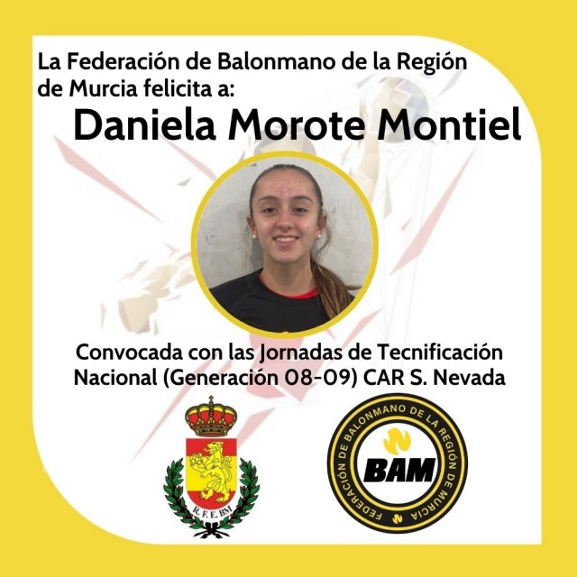 Las jóvenes Daniela Morote y Ángela Serrano, en una concentración nacional en Sierra Nevada