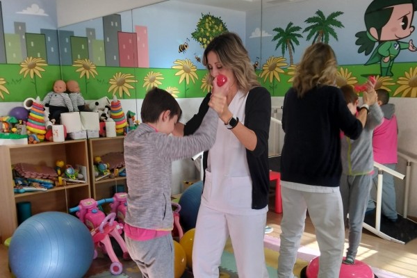 Vithas Medimar fomenta la inclusión y la salud eliminando barreras para alumnos con autismo