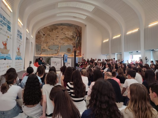 Makyre vuelve a ser la mejor valorada para organizar la Feria del Libro de Alicante por quinta vez