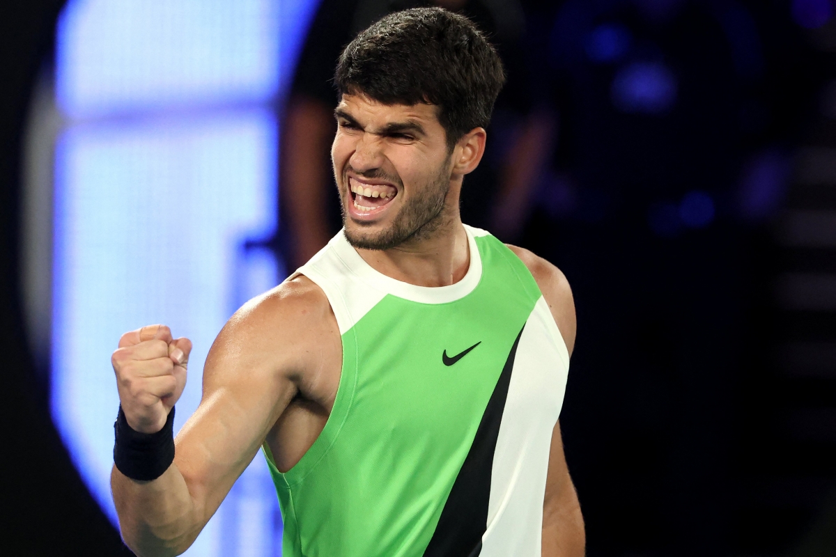Alcaraz logra su tope en Australia y, tras acabar barriendo a De Miñaur, buscará la final ante Zverev