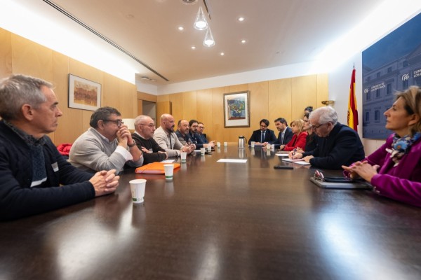 El PP impulsa una ofensiva parlamentaria para salvar empleo e industria en Sabic