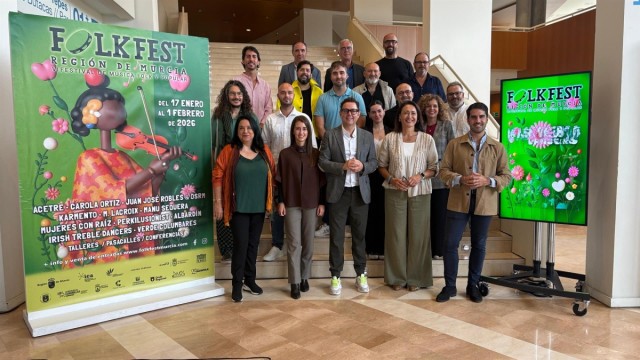 El FolkFest Región de Murcia ofrece música de raíz en clave sinfónica de mano de la OSRM y Juan José Robles