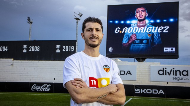Tino Costa: “Tanto Beltrán como Guido pueden ayudar mucho al Valencia”