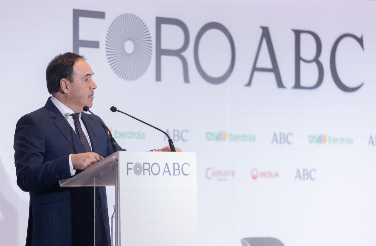 Llorca anuncia rebajas fiscales en gastos de dentista, oculista, deporte, dependencia y enfermedades raras