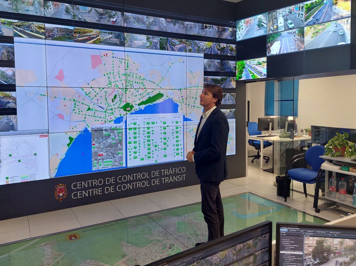El edil de Movilidad de Alicante, Carlos de Juan.