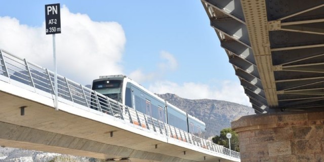 Más de 1,4 millones de viajeros en la línea 9 del TRAM, renovada hace un año