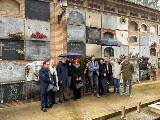 València homenajea al 
