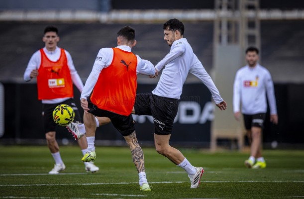 El Valencia CF 'se conjura' ante una semana clave de la temporada